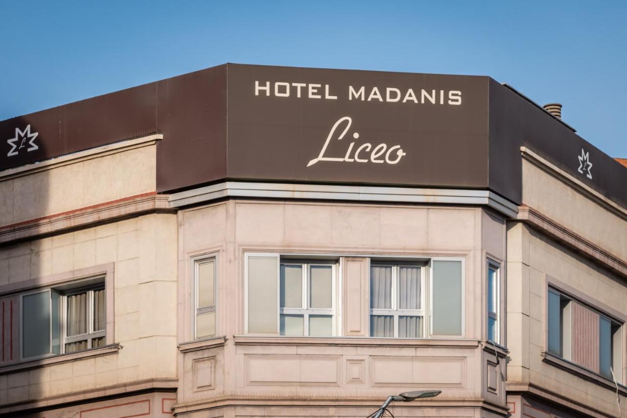 Hotel Madanis Liceo L'Hospitalet de Llobregat Exteriér fotografie