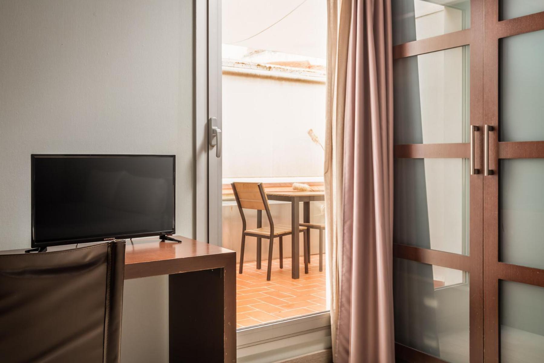 Hotel Madanis Liceo L'Hospitalet de Llobregat Exteriér fotografie